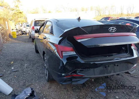 2023 Hyundai Elantra Sel z USA, uszkodzony, nr VIN KMHLS4AG5PU562971